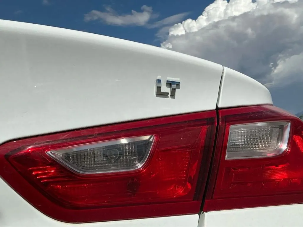 Chevrolet Malibu photo 17