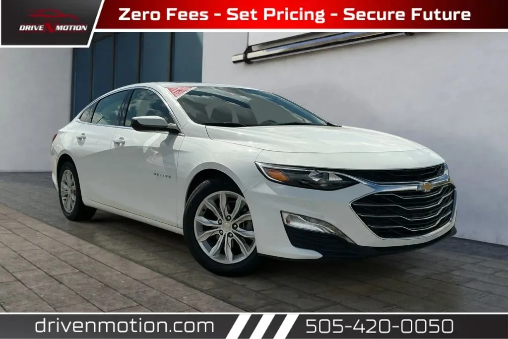 White 2024 Chevrolet Malibu 1LT Sedan 4D for sale in Rio Rancho, NM