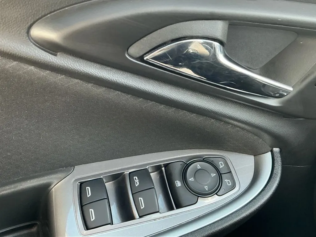 Chevrolet Malibu photo 9