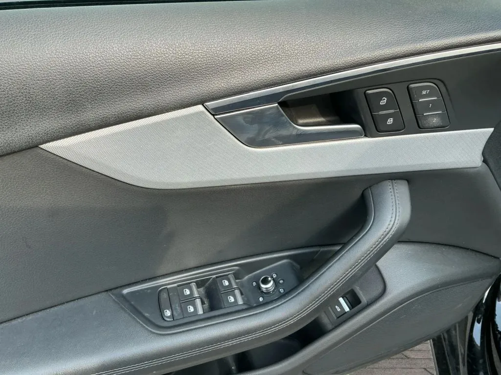 2019 Audi A4 Premium Plus - Photo 11