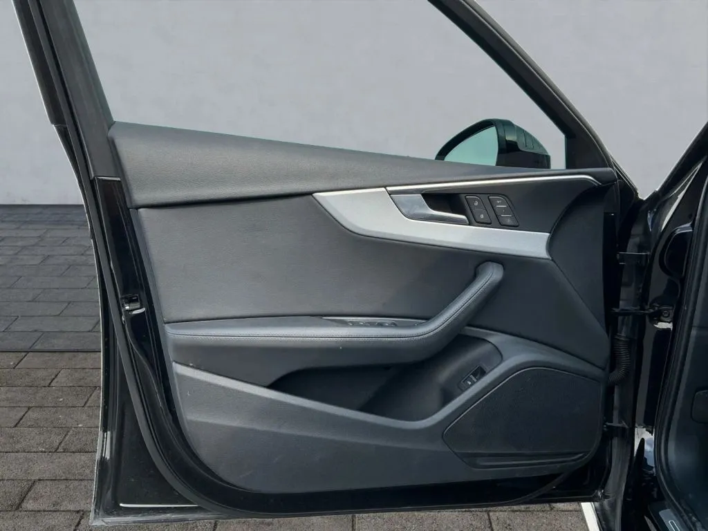 2019 Audi A4 Premium Plus - Photo 10