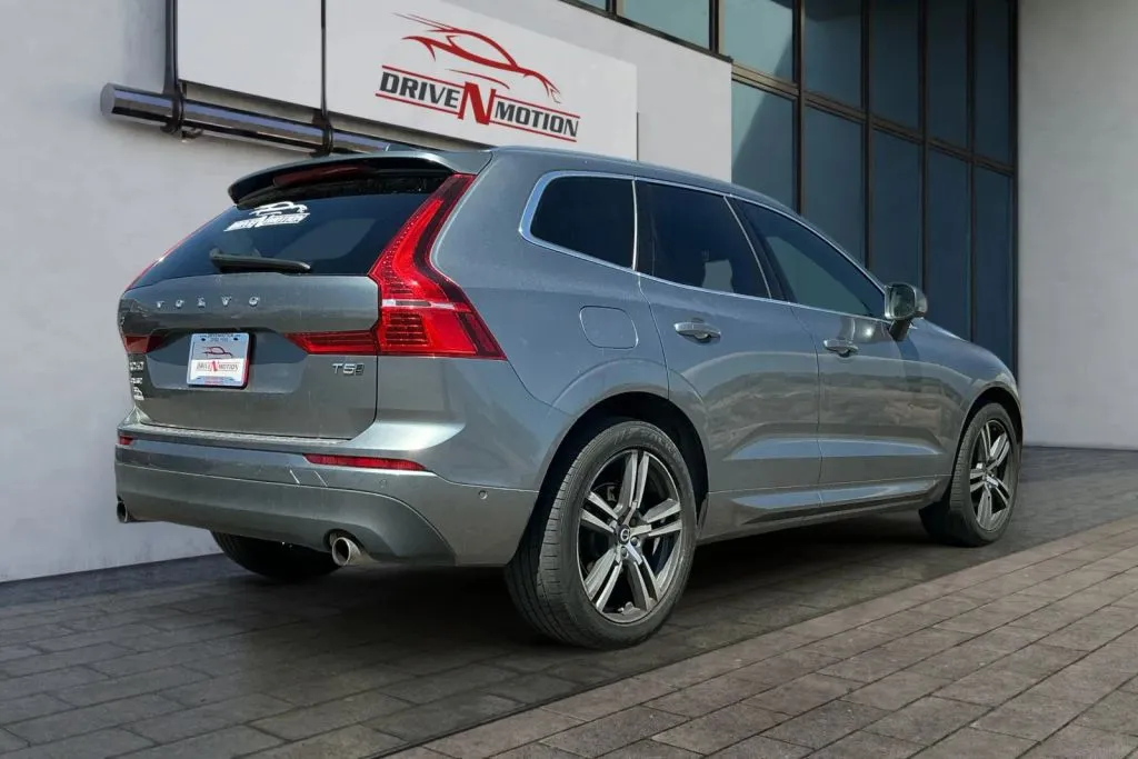Another view of 2018 Volvo XC60 T5 Momentum Sport Utility 4D for sale in Rio Rancho, NM at Drive N-Motion Rio Rancho