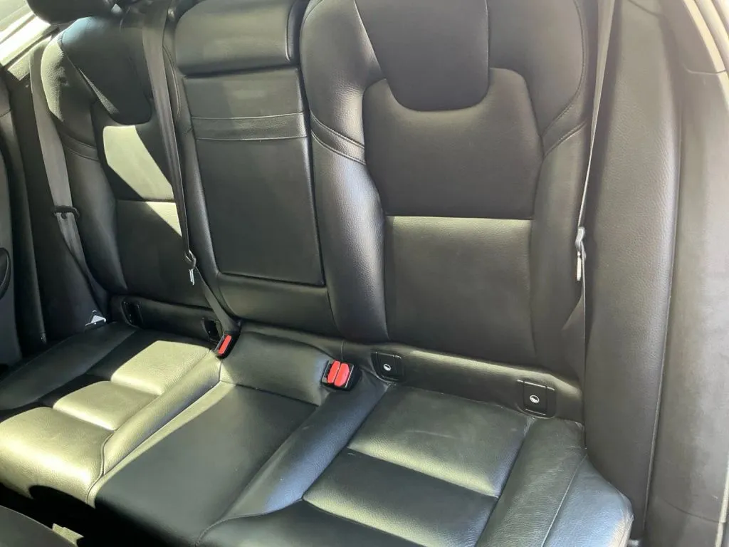 Volvo XC60 photo 32