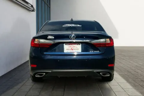 More photos of 2016 Lexus ES 350 Sedan 4D at Drive N-Motion Rio Rancho, NM