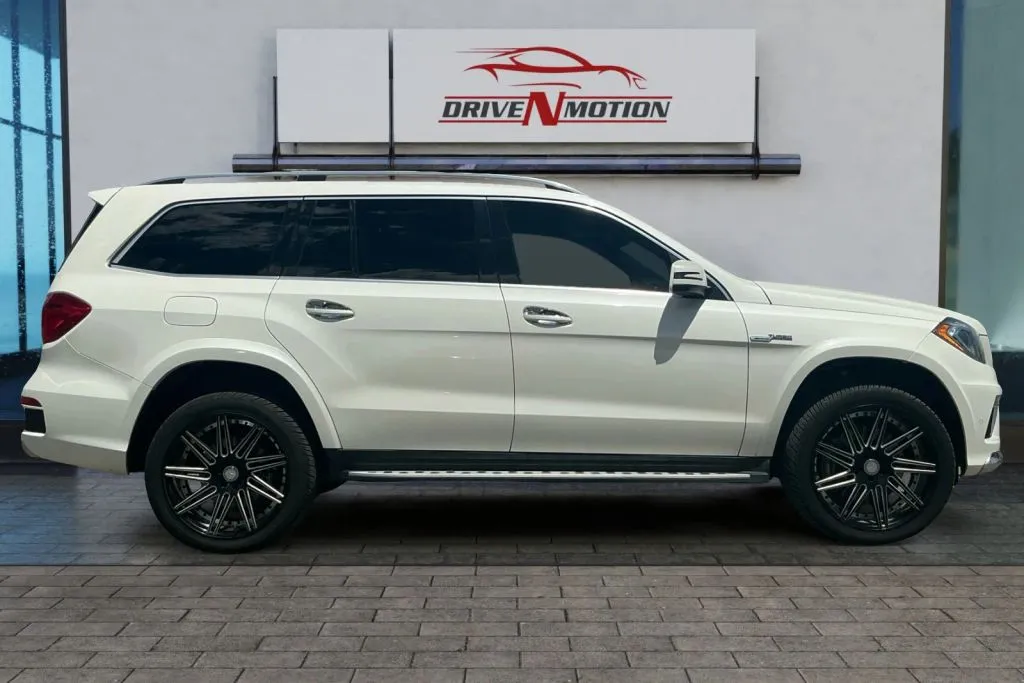 Another view of 2015 Mercedes-Benz GL-Class GL 550 4MATIC Sport Utility 4D for sale in Rio Rancho, NM at Drive N-Motion Rio Rancho