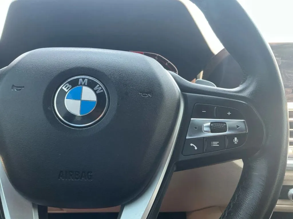 BMW 3 Series photo 30