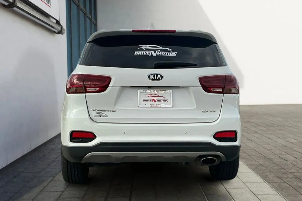 More photos of 2019 Kia Sorento EX Sport Utility 4D at Drive N-Motion Rio Rancho, NM