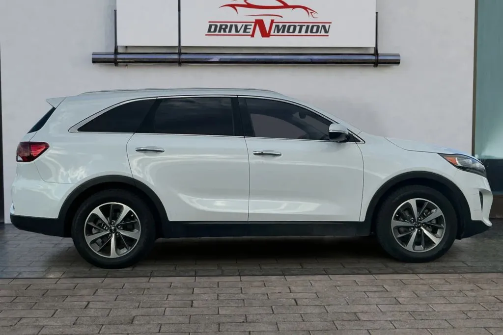 Another view of 2019 Kia Sorento EX Sport Utility 4D for sale in Rio Rancho, NM at Drive N-Motion Rio Rancho