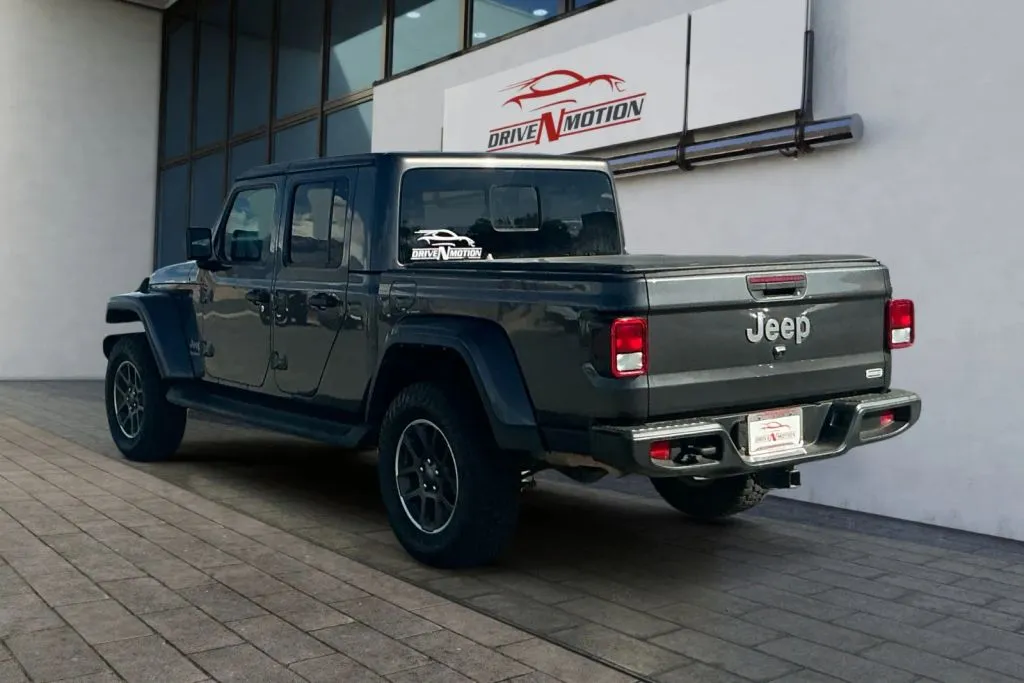 More photos of 2022 Jeep Gladiator Overland Pickup 4D 5 ft at Drive N-Motion Rio Rancho, NM