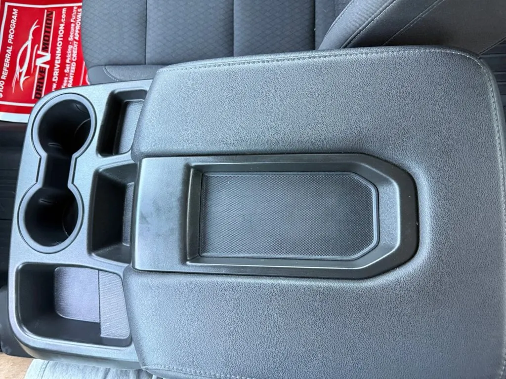 GMC Sierra photo 38