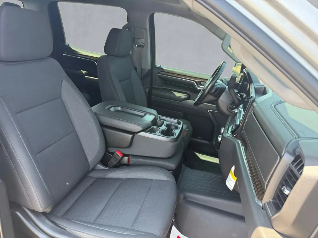 GMC Sierra photo 23