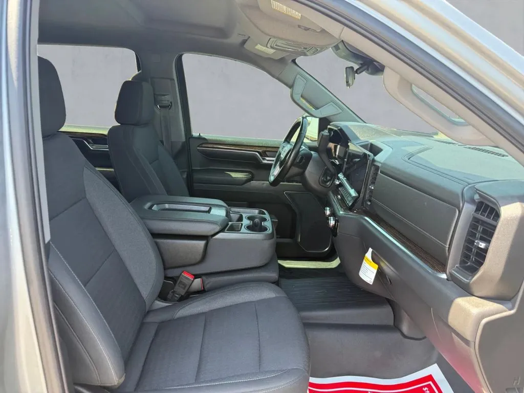 GMC Sierra photo 22