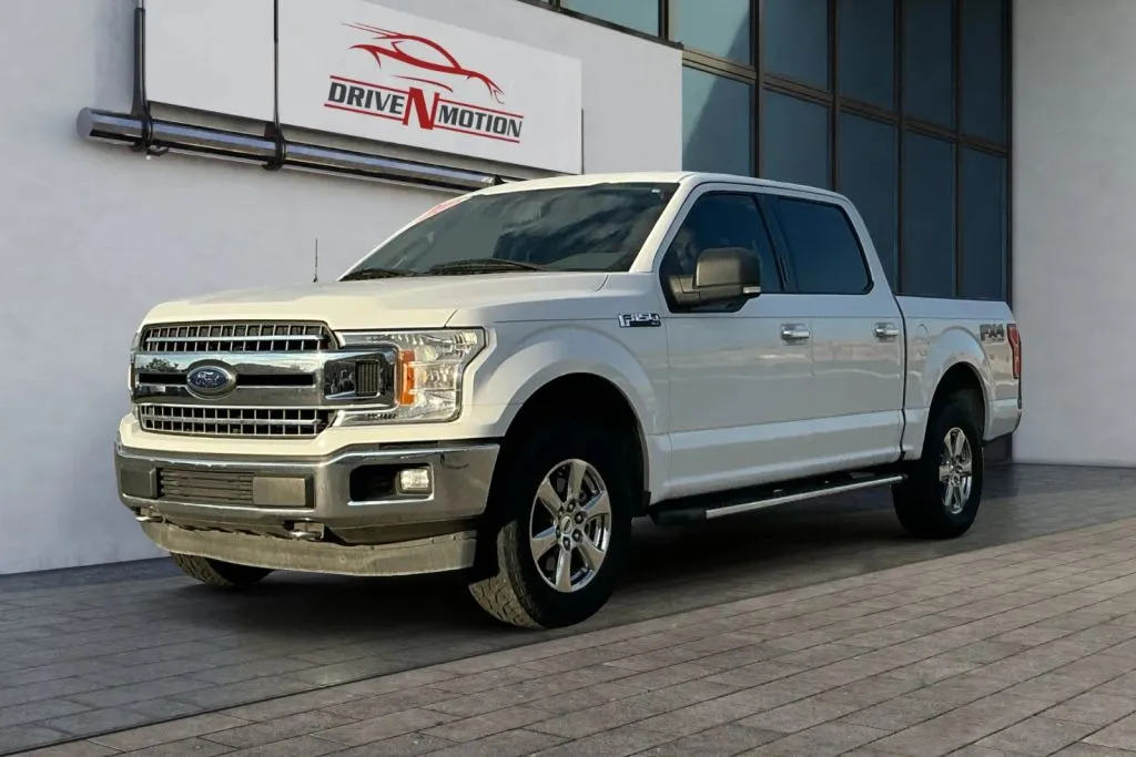 More photos of 2019 Ford F-150 SuperCrew Cab XLT Pickup 4D 5 1/2 ft at Drive N-Motion Rio Rancho, NM