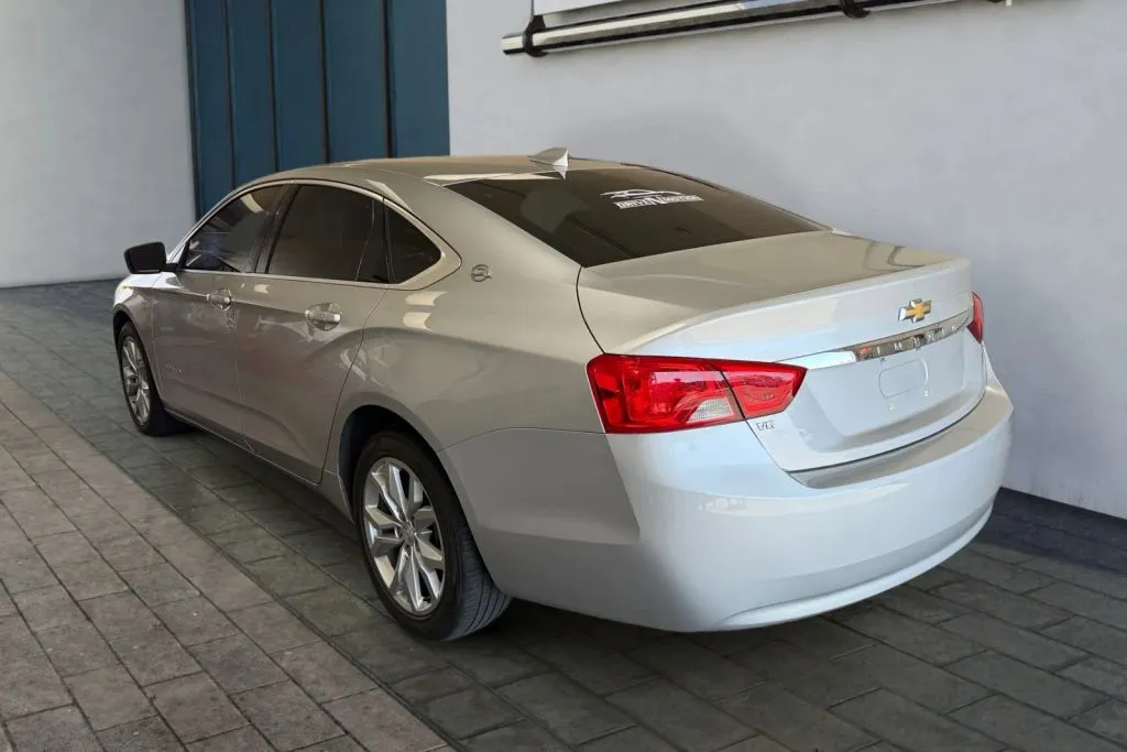 More photos of 2018 Chevrolet Impala LT Sedan 4D at Drive N-Motion Rio Rancho, NM