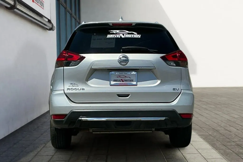 More photos of 2018 Nissan Rogue SV Sport Utility 4D at Drive N-Motion Rio Rancho, NM