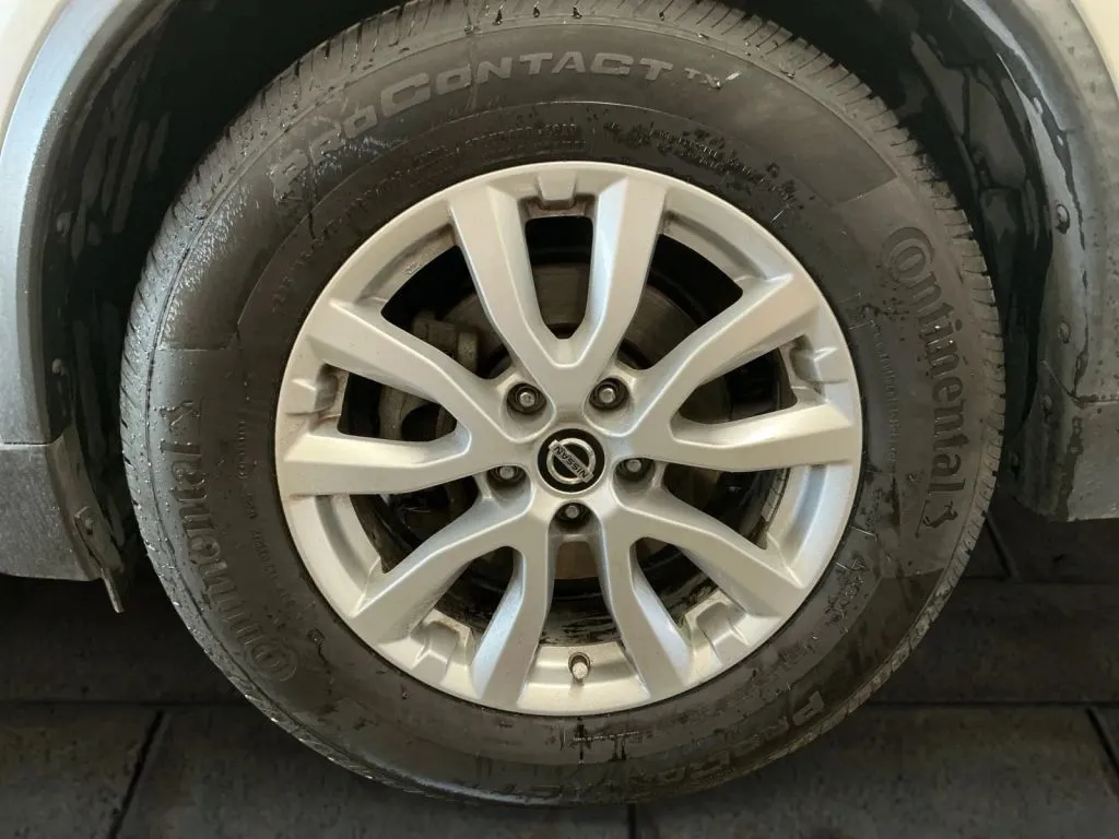 Nissan Rogue photo 22