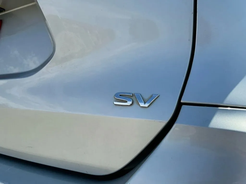 Nissan Rogue photo 17