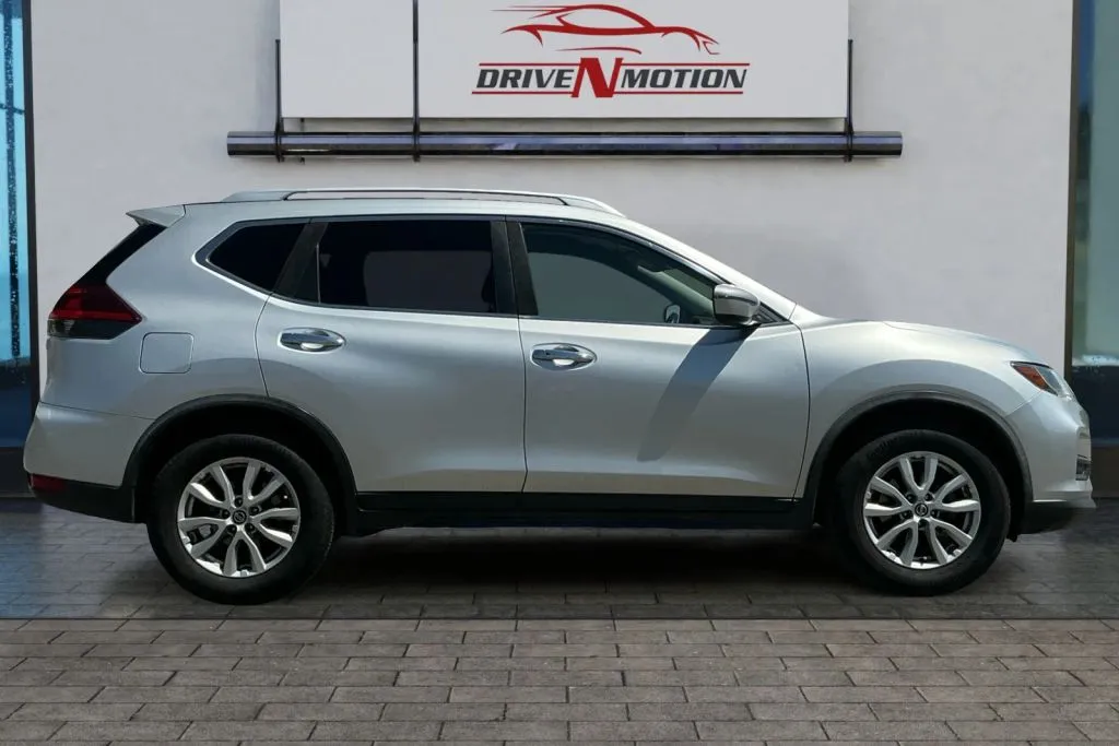 Photos of 2018 Nissan Rogue SV Sport Utility 4D for sale in Rio Rancho, NM at Drive N-Motion Rio Rancho