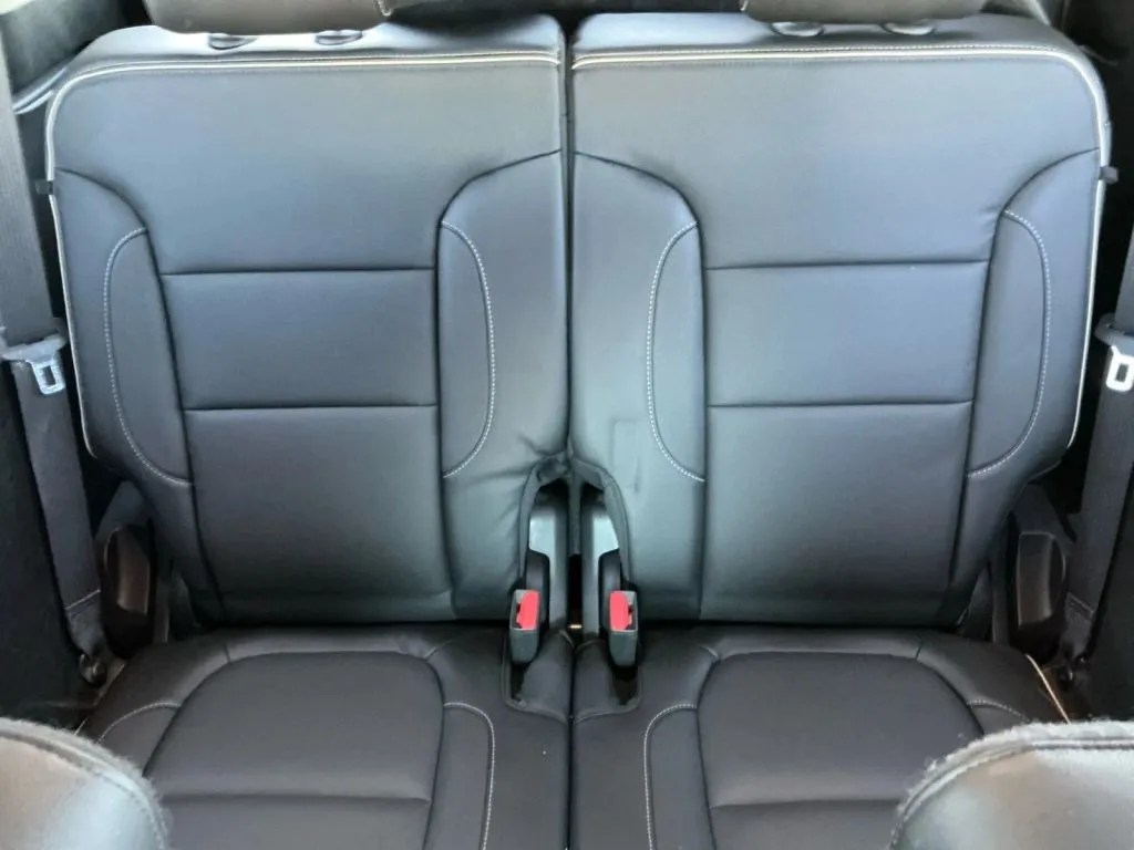 GMC Acadia photo 17