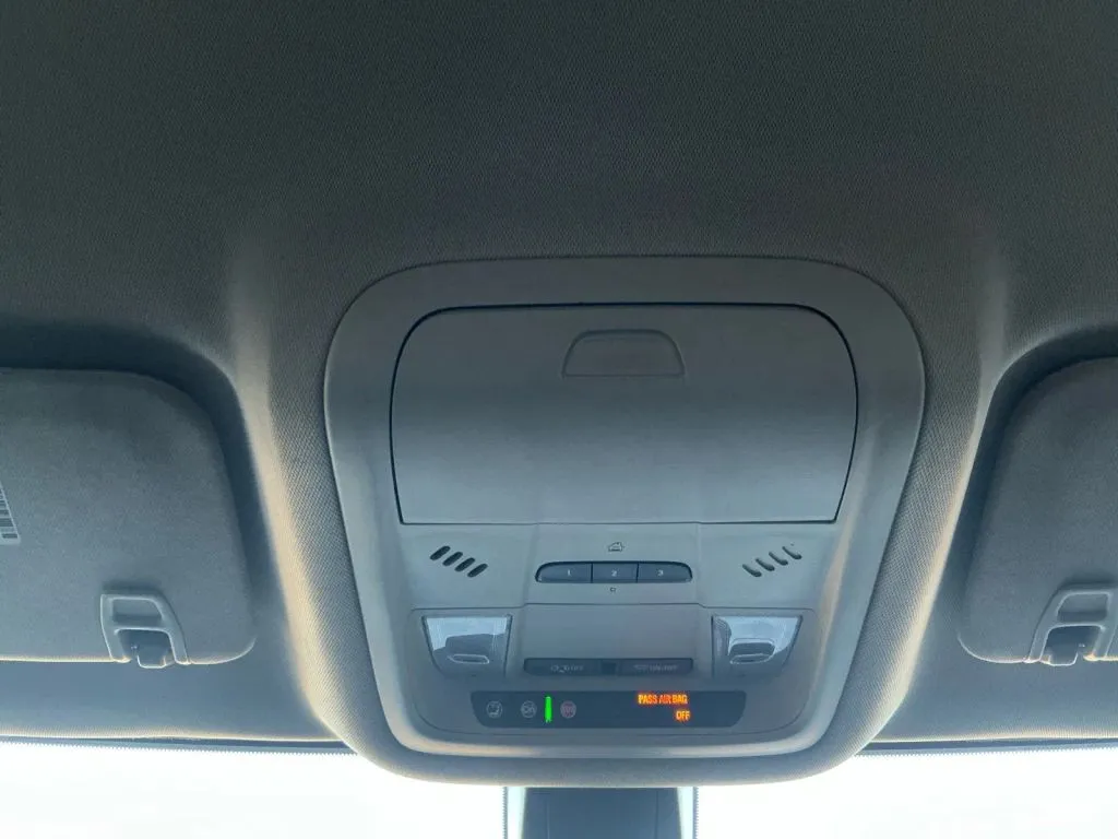 GMC Acadia photo 34