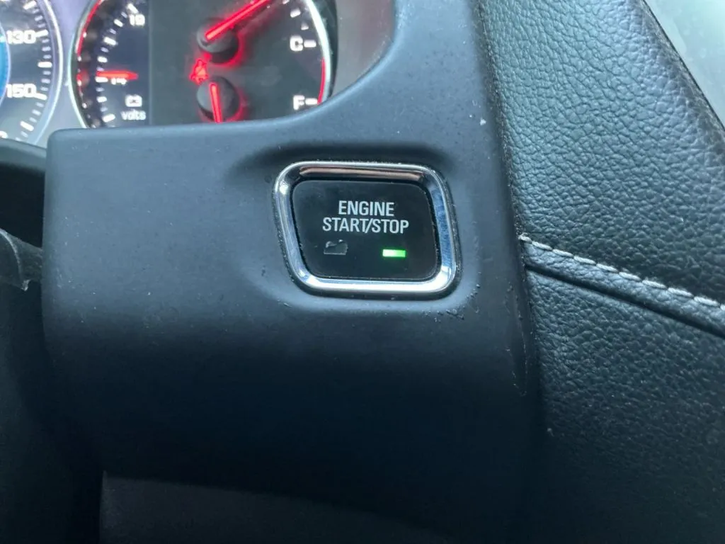 GMC Acadia photo 36