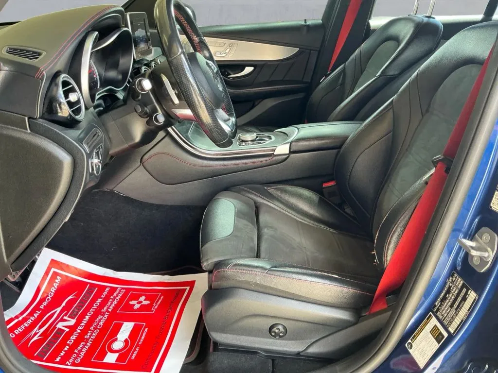 Mercedes-Benz GLC photo 12