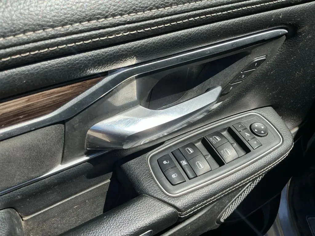 Ram 1500 photo 11
