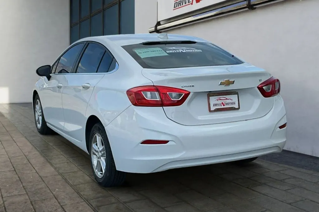 More photos of 2017 Chevrolet Cruze LT Sedan 4D at Drive N-Motion Rio Rancho, NM
