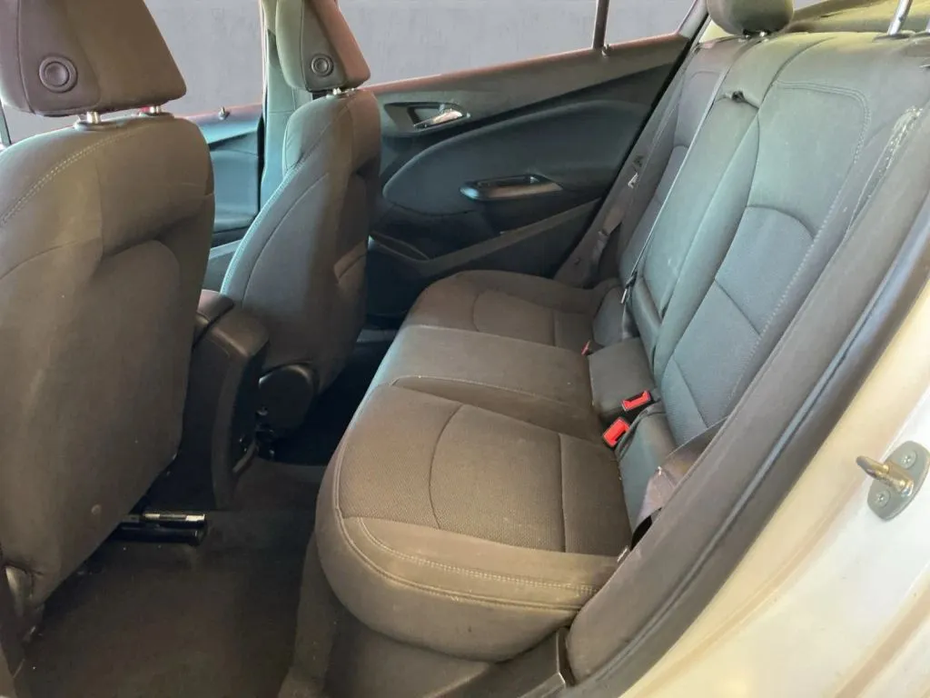Chevrolet Cruze photo 13