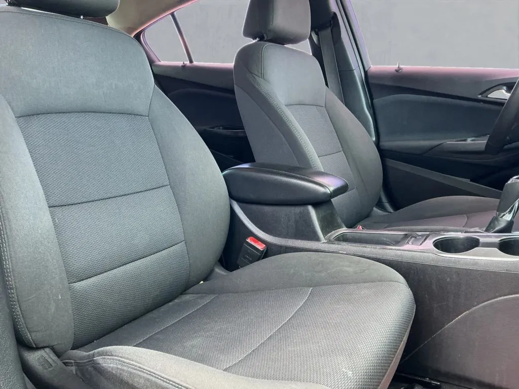 Chevrolet Cruze photo 19