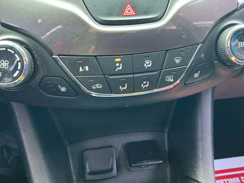 Chevrolet Cruze photo 27