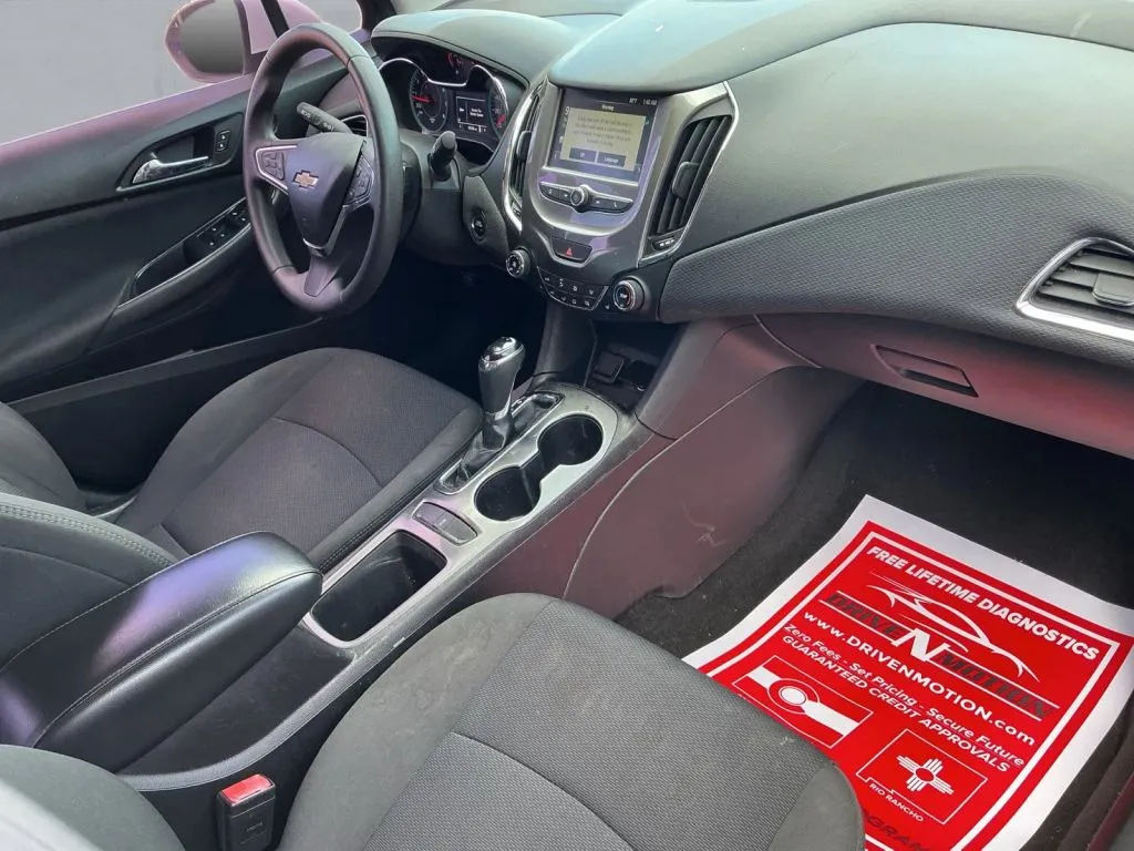 Chevrolet Cruze photo 17