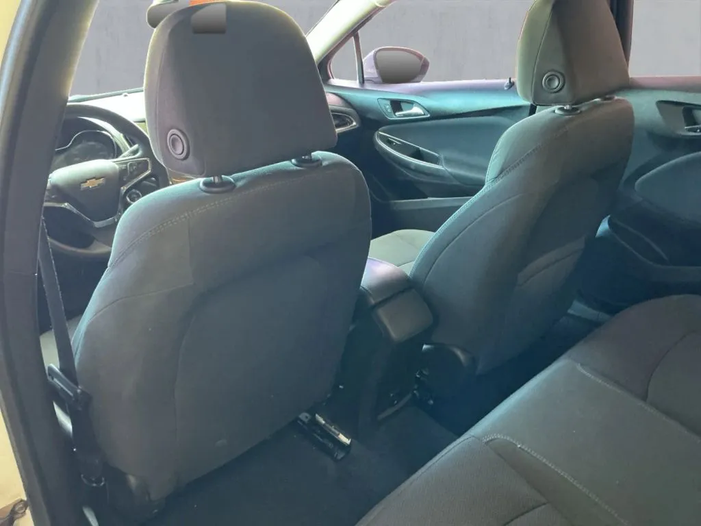 Chevrolet Cruze photo 14