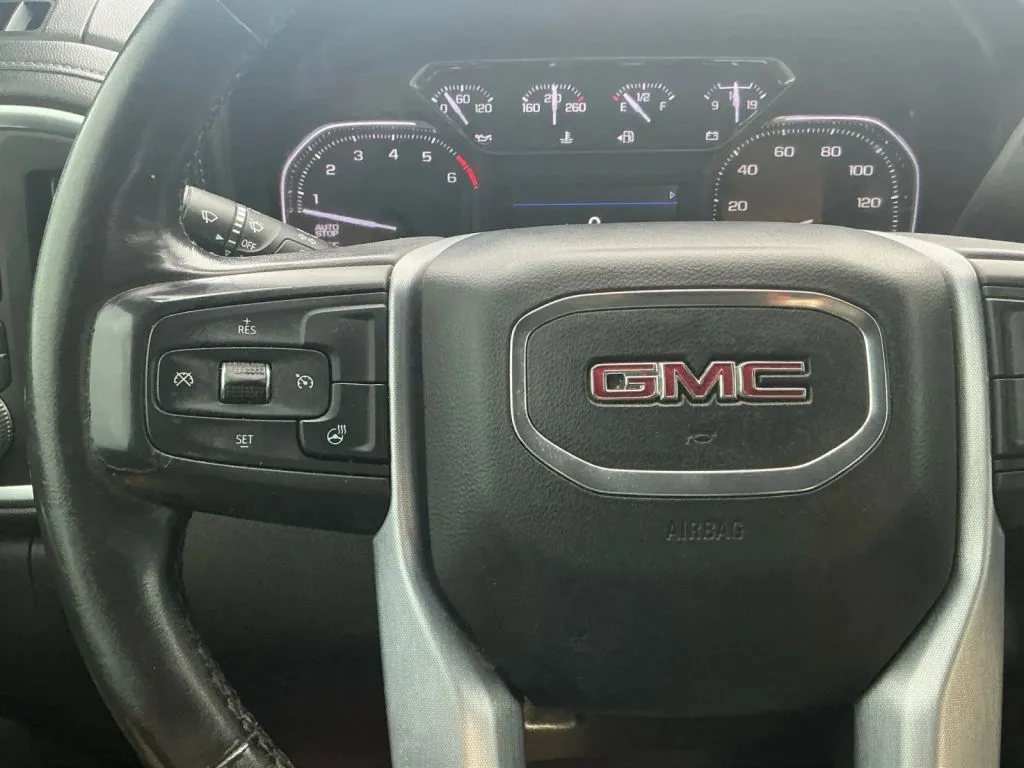GMC Sierra photo 20