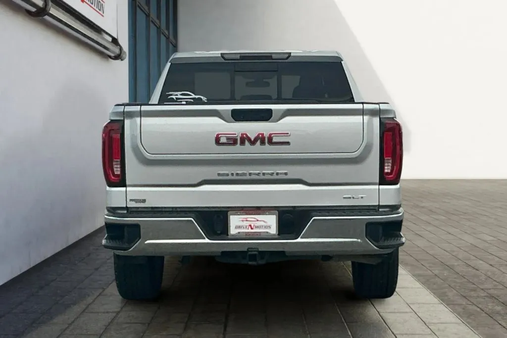 More photos of 2020 GMC Sierra 1500 Crew Cab SLT Pickup 4D 5 3/4 ft at Drive N-Motion Rio Rancho, NM