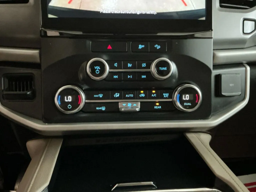 Ford Expedition photo 31