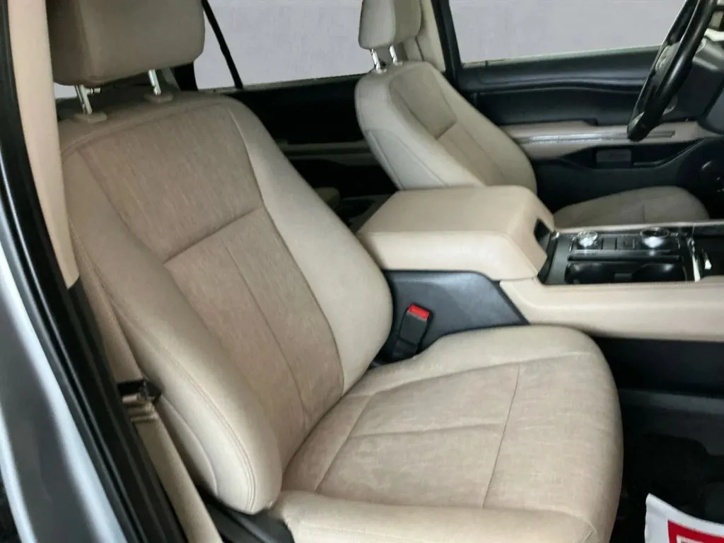 Ford Expedition photo 22