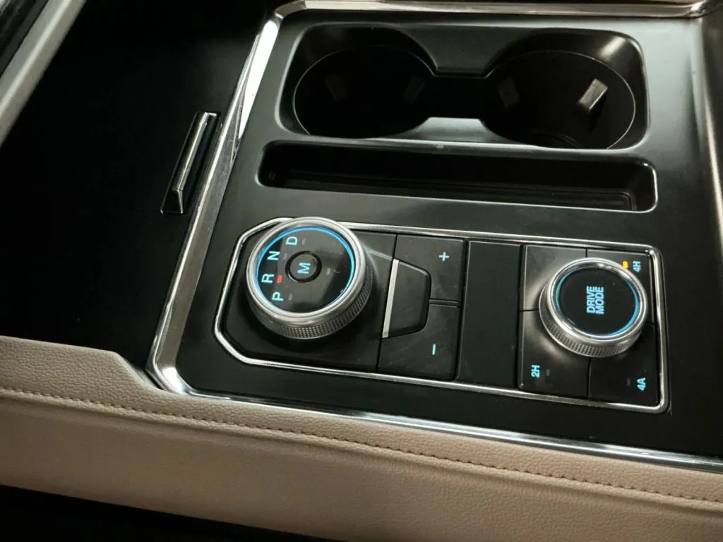 Ford Expedition photo 32