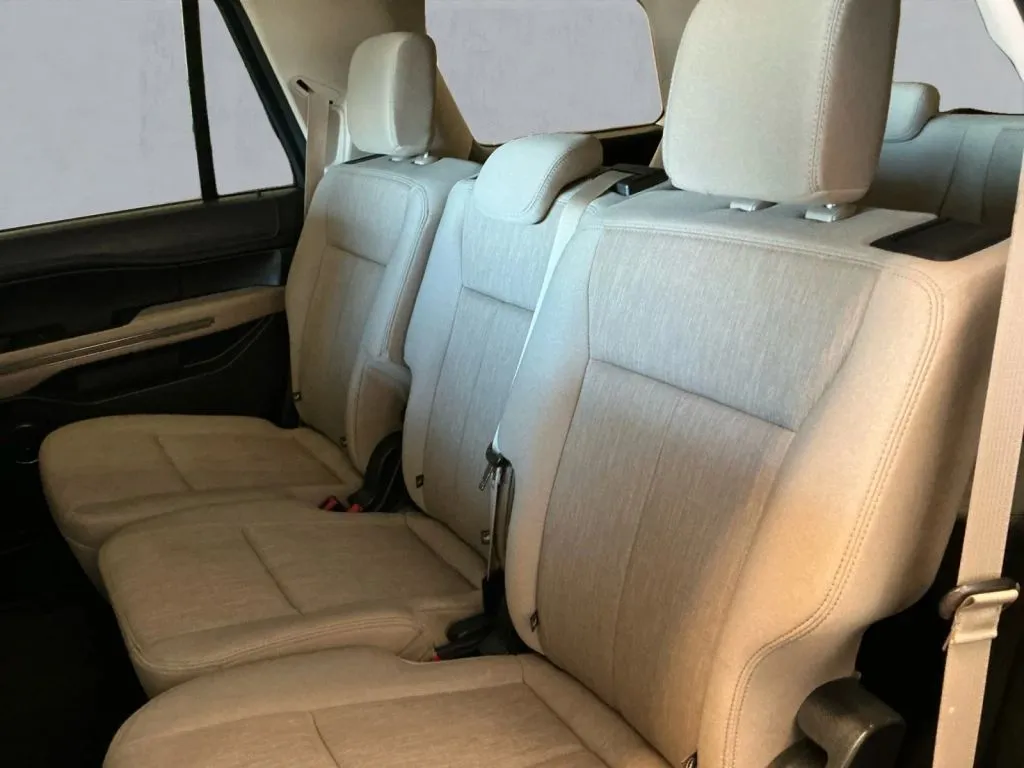 Ford Expedition photo 14