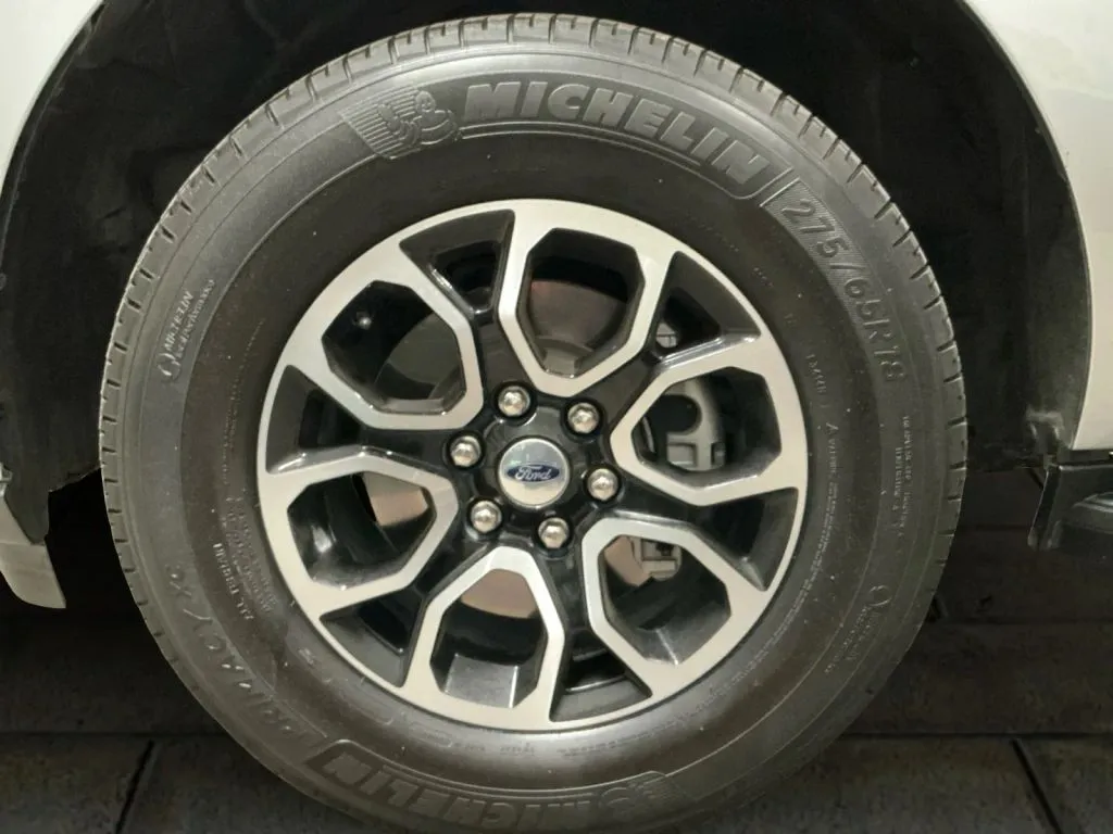 Ford Expedition photo 24