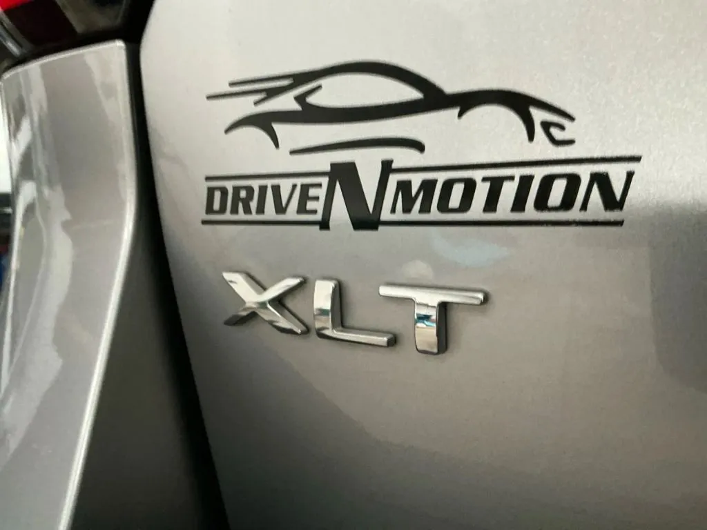 Ford Expedition photo 18