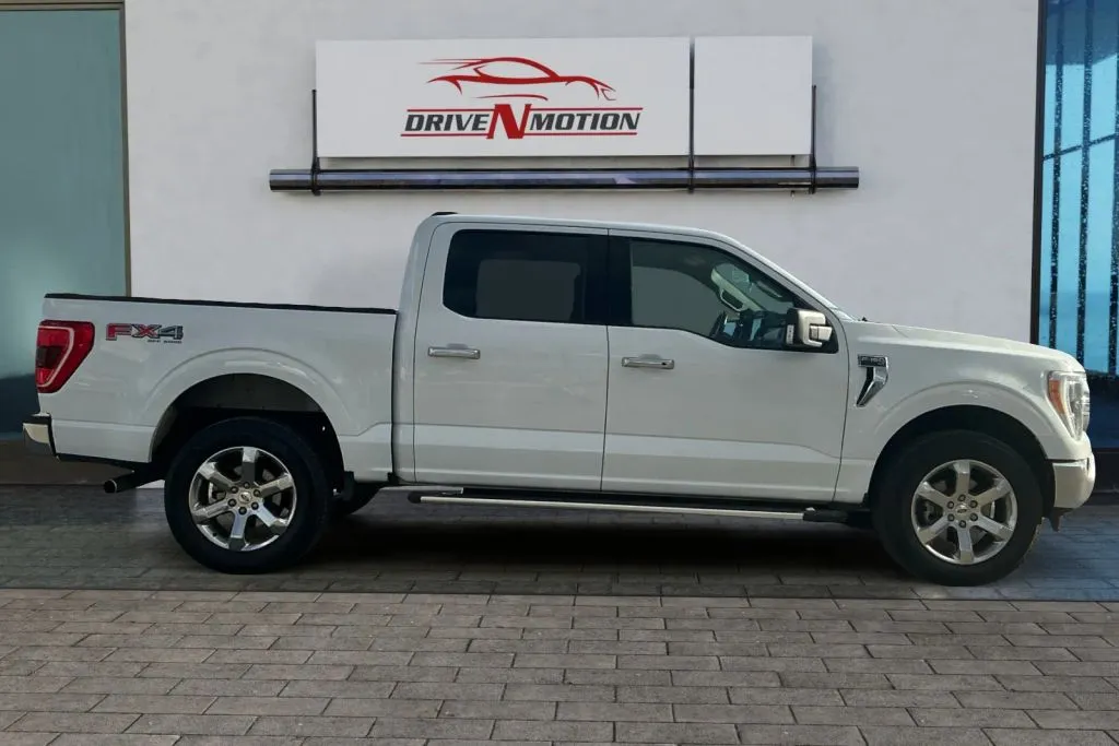 Another view of 2022 Ford F-150 SuperCrew Cab XLT Pickup 4D 5 1/2 ft for sale in Rio Rancho, NM at Drive N-Motion Rio Rancho
