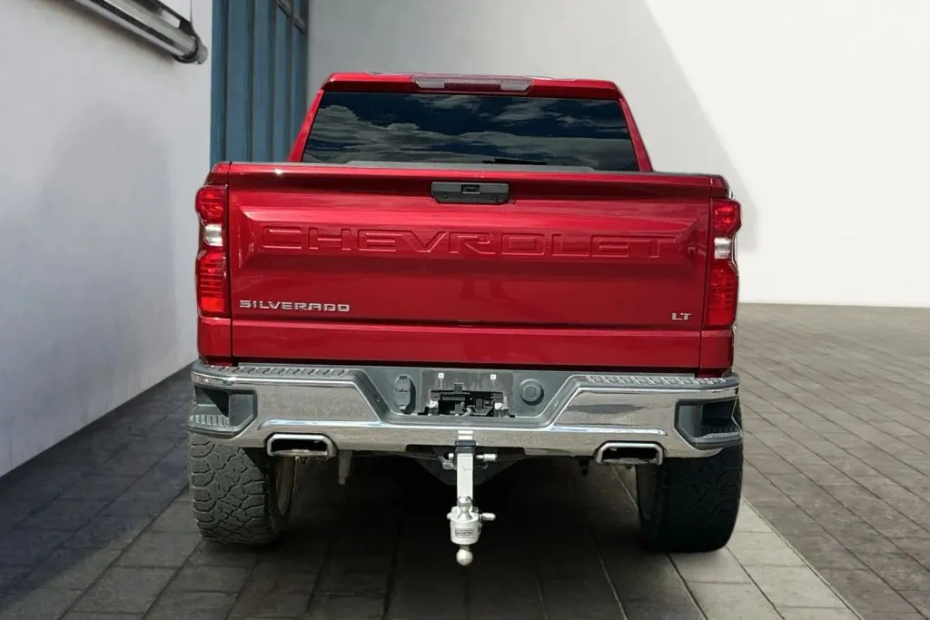 More photos of 2020 Chevrolet Silverado 1500 Crew Cab LT Pickup 4D 5 3/4 ft at Drive N-Motion Rio Rancho, NM