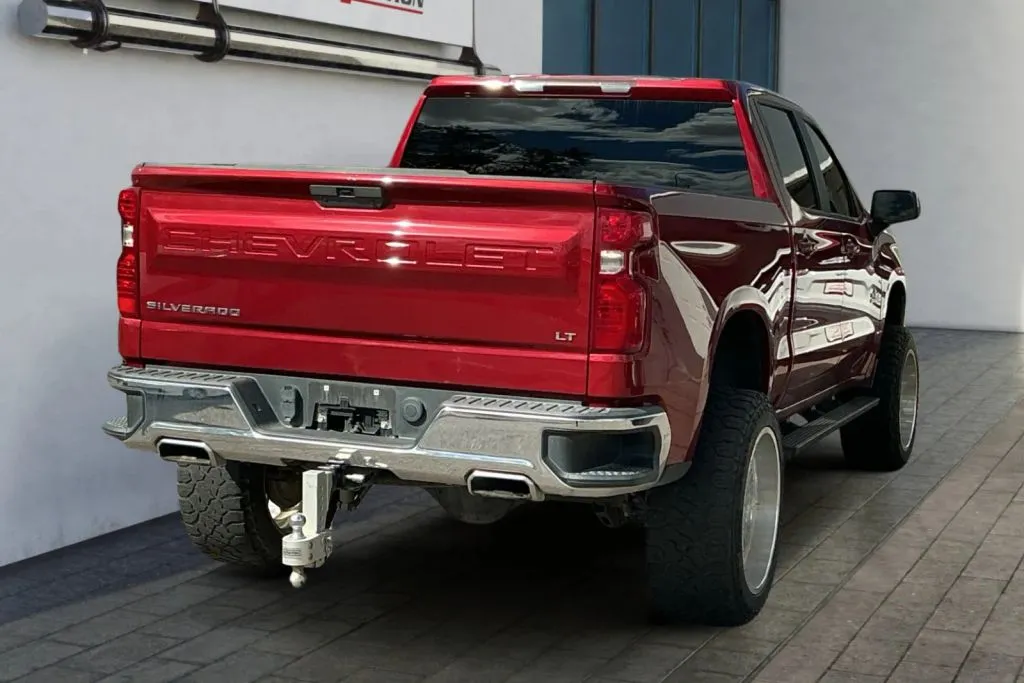 More photos of 2020 Chevrolet Silverado 1500 Crew Cab LT Pickup 4D 5 3/4 ft at Drive N-Motion Rio Rancho, NM