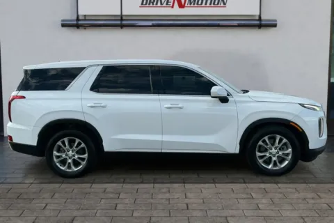 Photos of 2020 Hyundai Palisade SE Sport Utility 4D for sale in Rio Rancho, NM at Drive N-Motion Rio Rancho