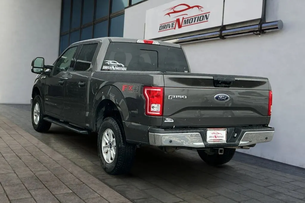 Ford F-150 photo 6