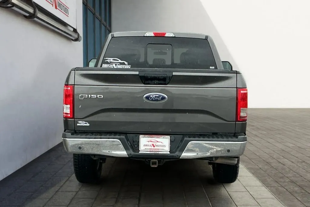 More photos of 2017 Ford F-150 SuperCrew Cab XLT Pickup 4D 5 1/2 ft at Drive N-Motion Rio Rancho, NM