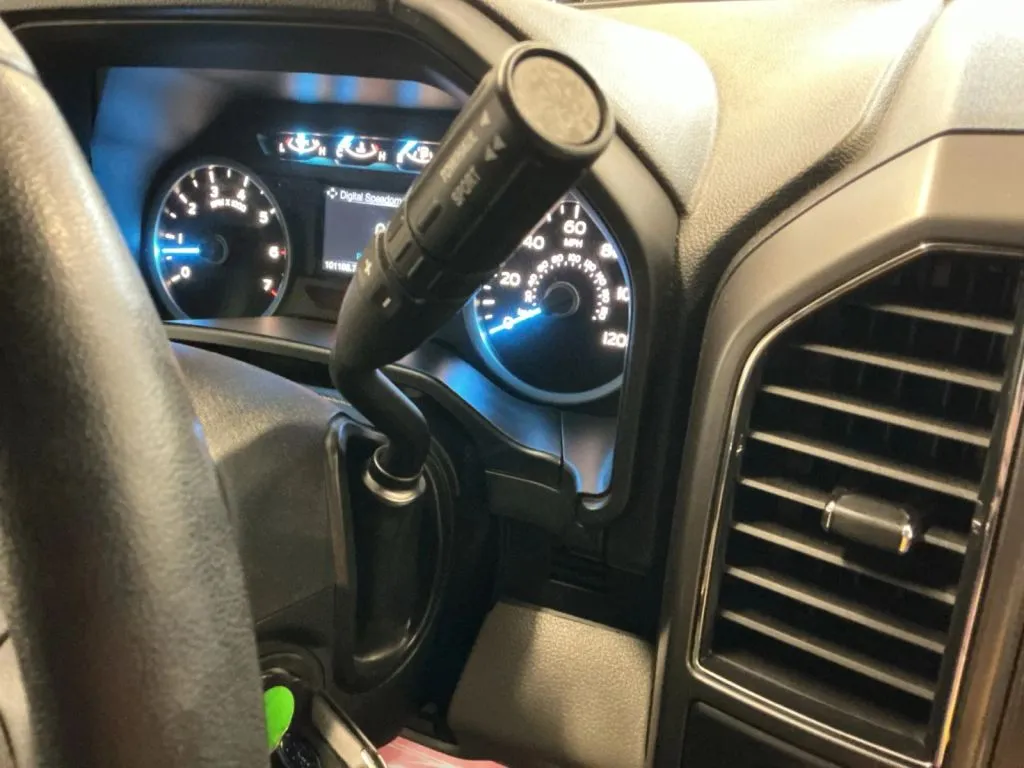 Ford F-150 photo 29