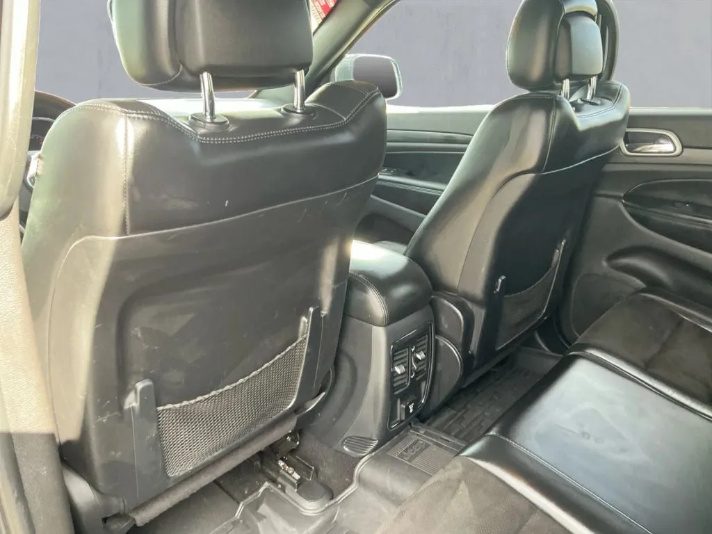 Jeep Grand Cherokee photo 15