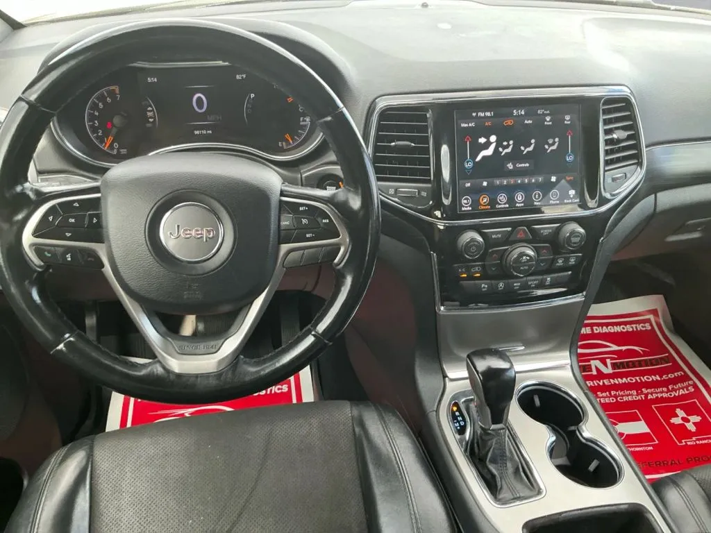 Jeep Grand Cherokee photo 16